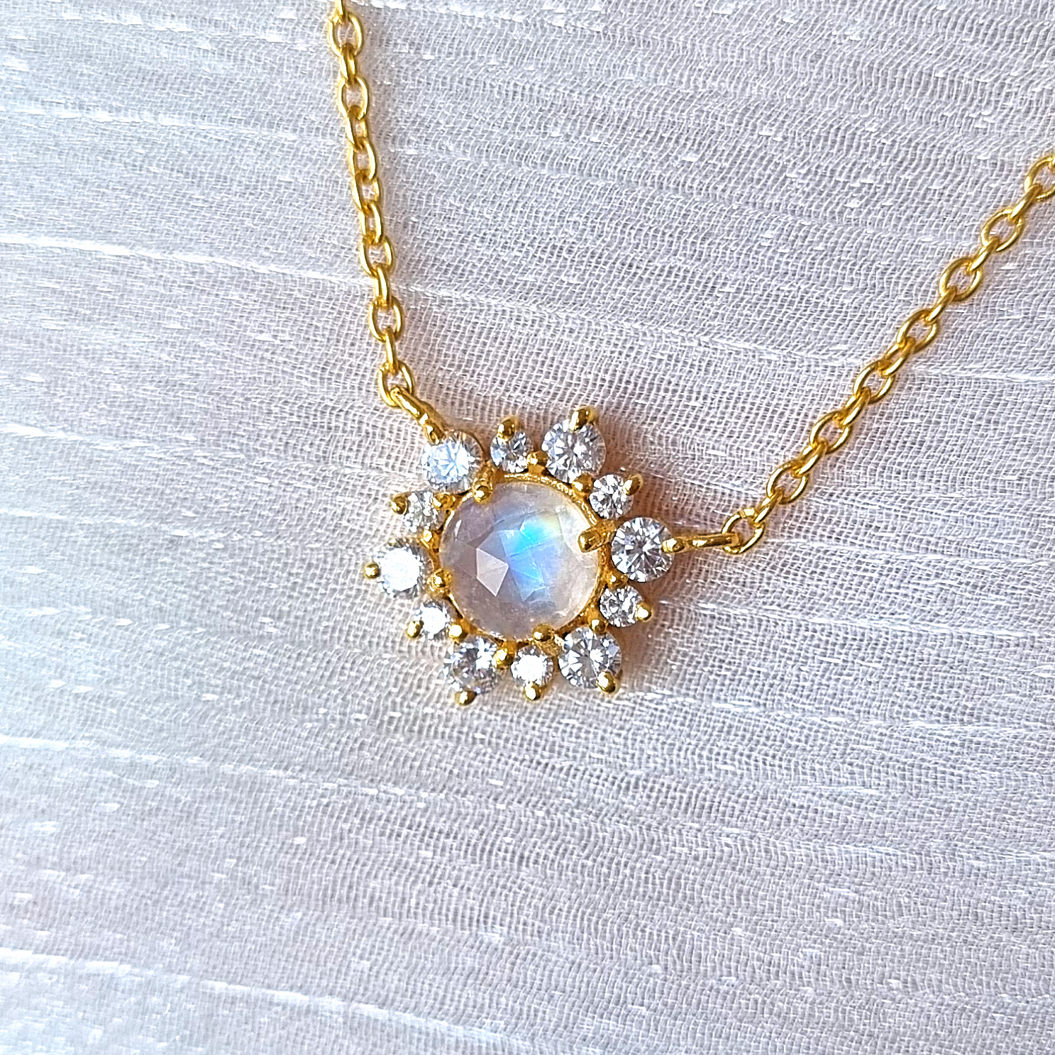 round cut moonstone and diamond necklace in 18k gold vermeil, present for promise, anniversary, birthday, mother's day...