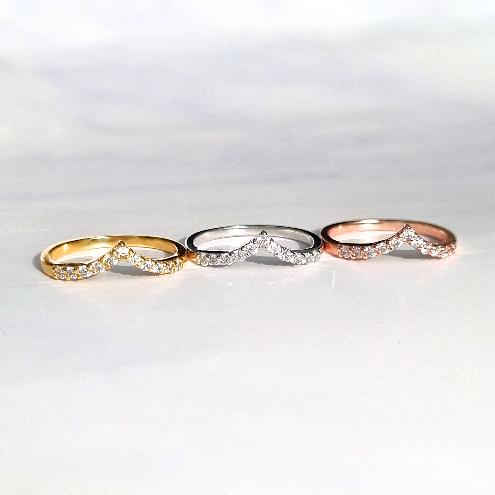 Wishbone Curved Eternity Ring in 18k Rose Gold Vermeil