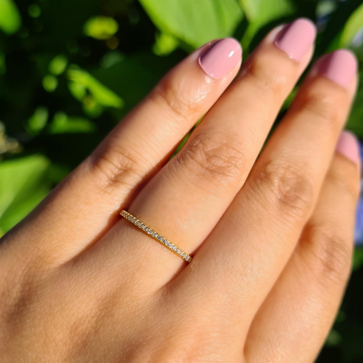 Thin gold eternity ring discount