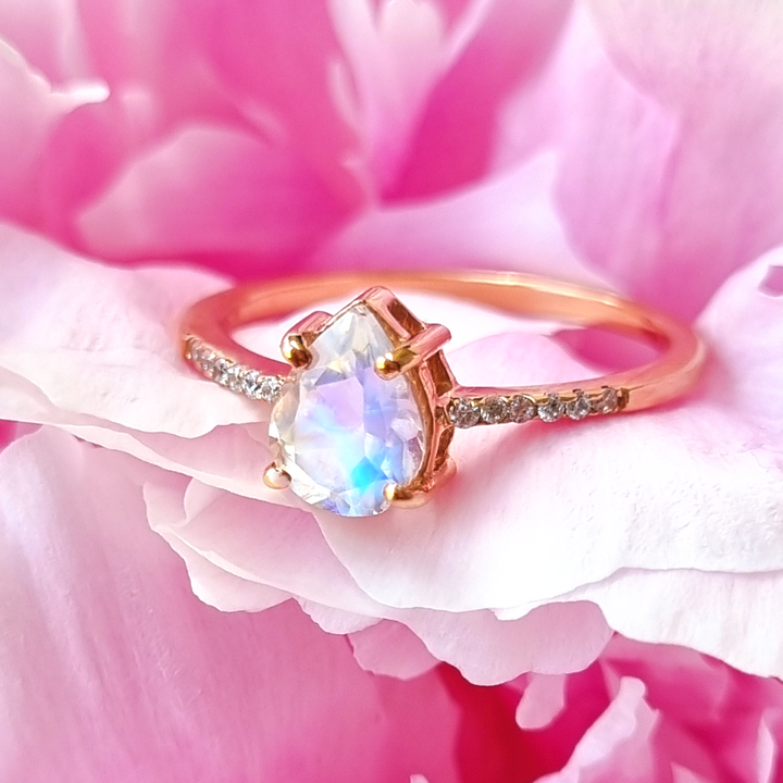 Rose gold 2025 rainbow moonstone ring