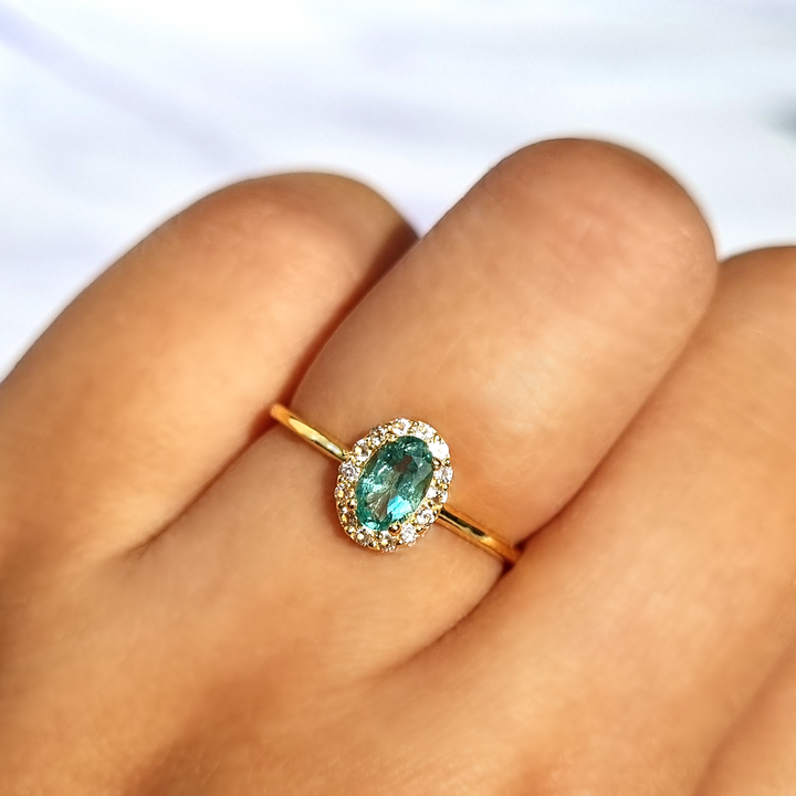 oval cut natural emerald and round cut diamond in 18k gold vermeil ,ideals for promise, engagement, and wedding ring. 
